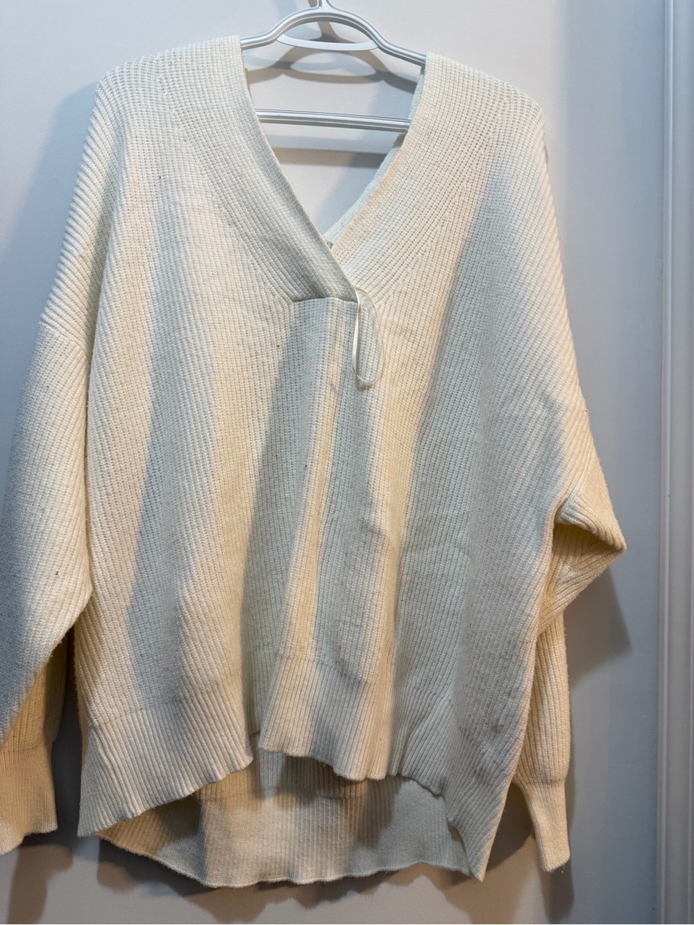 Worthington Cream V-Neck Ribbed Knit Sweater